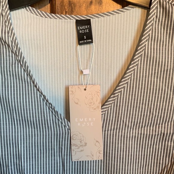 NWT Emery Rose BOHO style light and blousy dress, wear year round! Size S - Picture 2 of 11